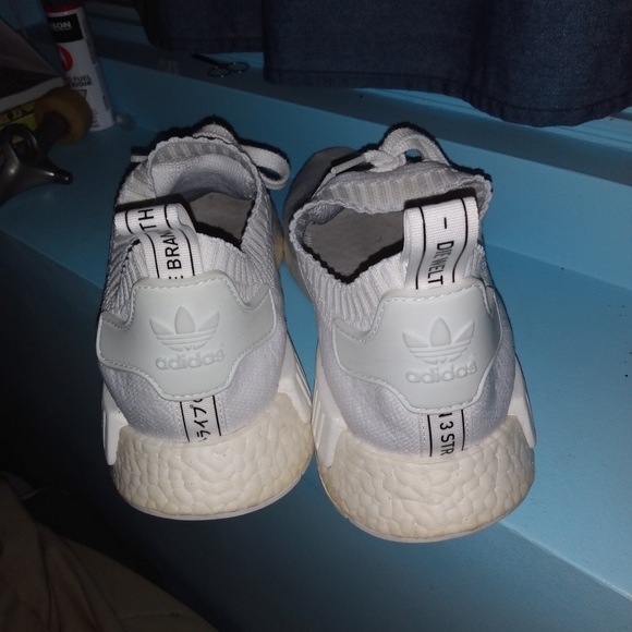 Adidas NMD R1 Japan - Picture 3 of 3